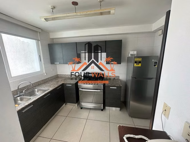 Venta de Apartamento Amoblado en PH Kings Park, Condado del Rey