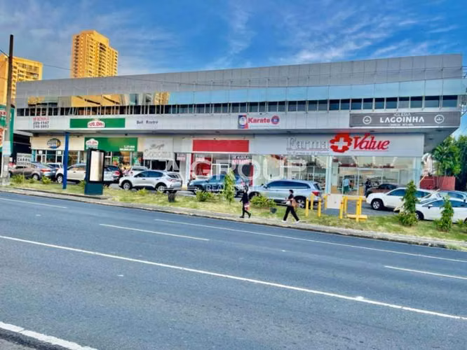 Plaza Comercial - Calle 50 - Se Vende Exclusiva Propiedad - Imagen 2