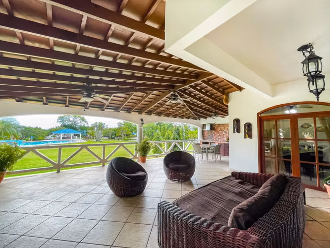 Venta de Casa en Playa Blanca , Río Hato