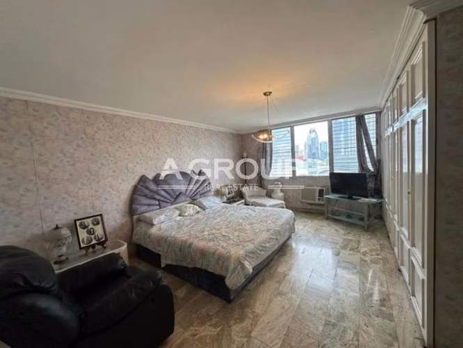 Ritz - Punta Paitilla - Se vende amplio apartamento - Imagen 12