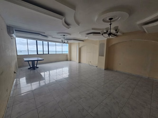Banco Vende Apartamento en Ph Ocean Plaza en Colón