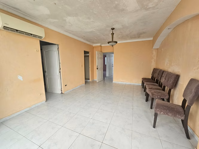 Banco Vende Apartamento en Ph Ocean Plaza en Colón