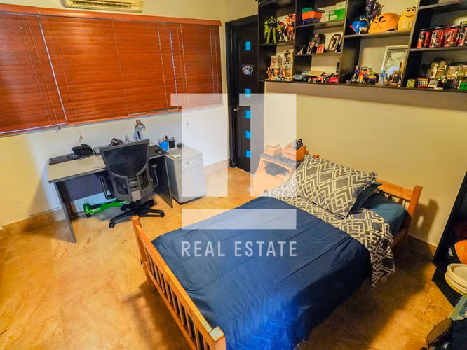 Se Vende Casa en Altos del Golf - Imagen 9