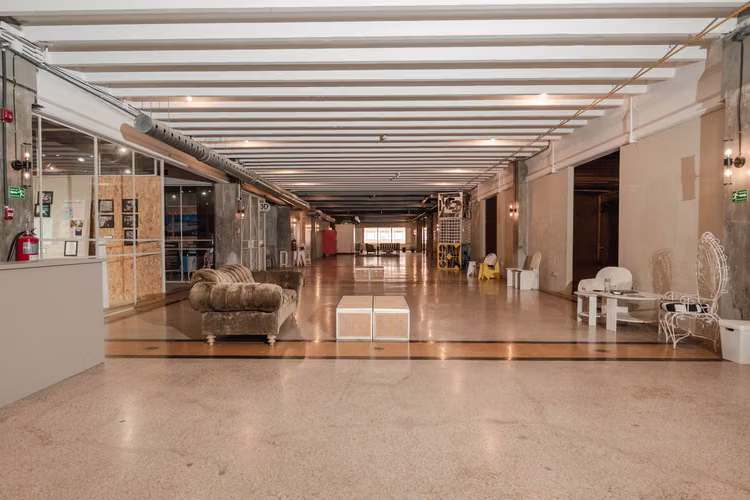 Alquiler de Locales comerciales en Casco Antiguo Edificio Heurtematte