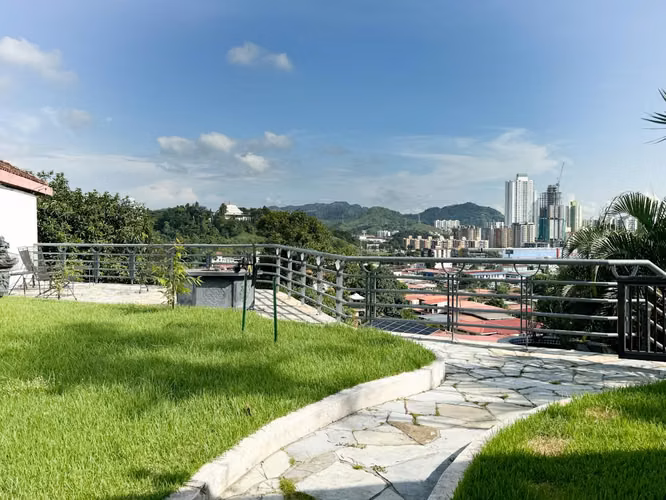 Venta de casa de ensueño en Urbanización El Avance N° 1 - Betania