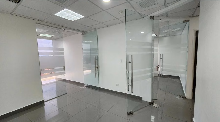 Alquiler de Oficina en Costa del Este, Torre Ancón, 314m2