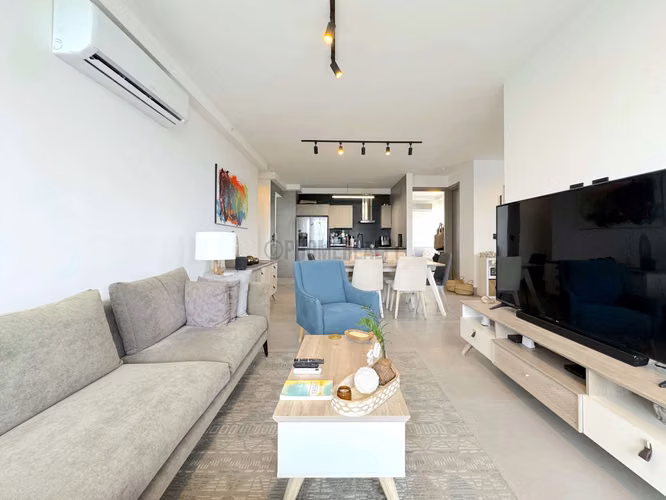 Comodo Apartamento para la Venta en Coco del Mar