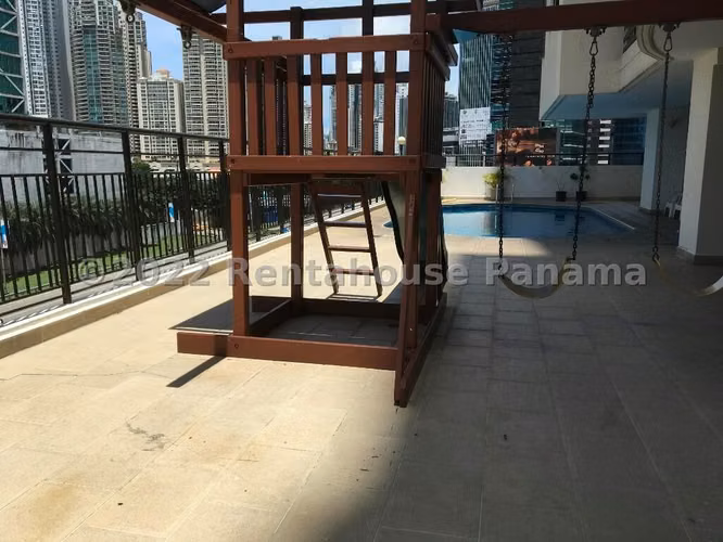 Venta de Apartamento de 165 m² en PH Courtyard View, Punta Pacífica 25-4341GG