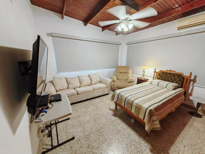 Vendo Casa en Altos del Chase