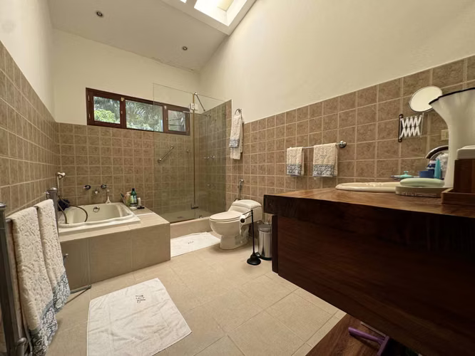 En venta Hermosa casa en Chitré, Provincia de Herrera