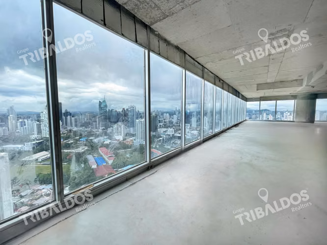 Se vende oficina en gris en Oceania Business Plaza