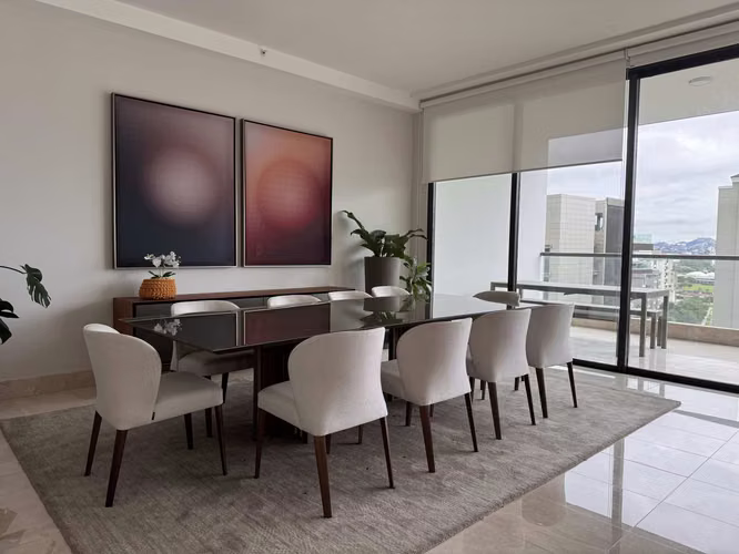 Se vende apartamento en Santa María amoblado