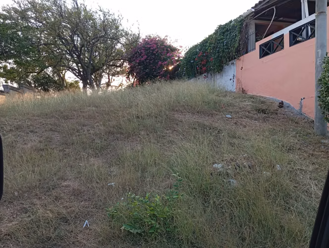 VENDO TERRENO 330MTS2 FRENTE PLAYA EL UVERITO LAS TABLAS