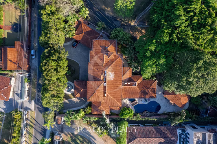 SE VENDE  CASA ALTOS DEL GOLF | PARQUE LEFEVRE