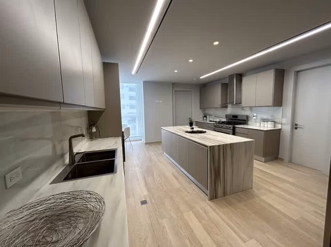 Venta de Apartamento en Punta Paitilla, PH The Towers, 395m2