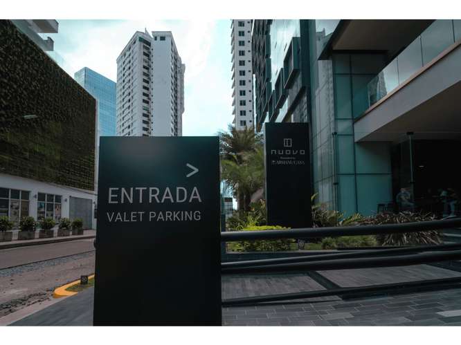 Local comercial en NUOVO by Armani, Bella Vista