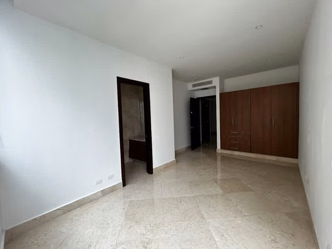 Alquiler de Apartamento en Punta Paitilla, PH The Point, 500m2