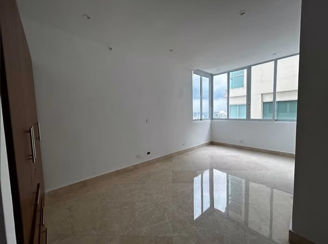 Alquiler de Apartamento en Punta Paitilla, PH The Point, 500m2