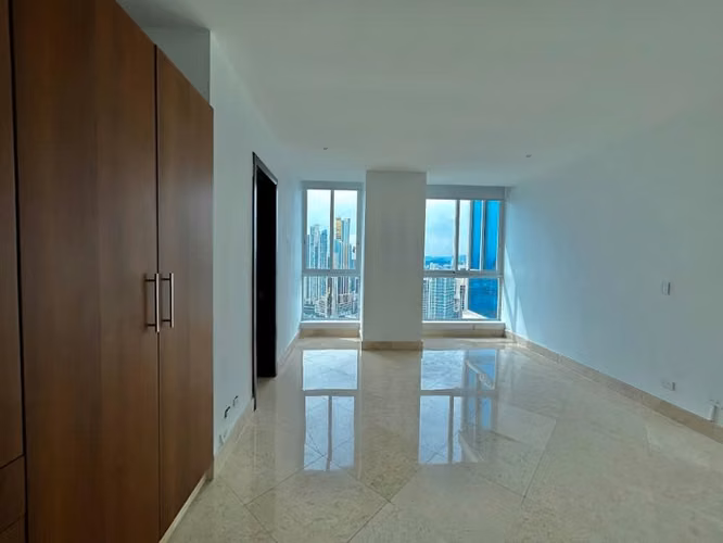 Alquiler de Apartamento en Punta Paitilla, PH The Point, 500m2
