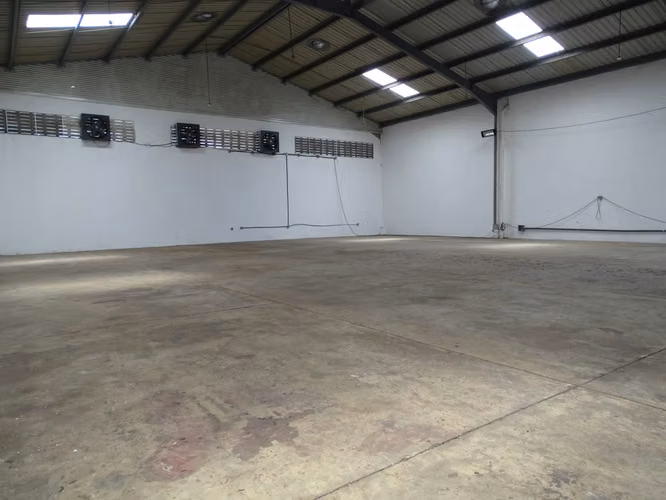 Venta ó Alquiler Galeras en Parque Industrial Las Americas - Imagen 14