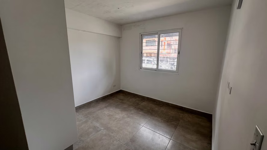Se vende edificio en Río Abajo, Río Abajo