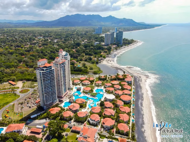 Condominio de Playa en Coronado Country Club Panamá - Imagen 2