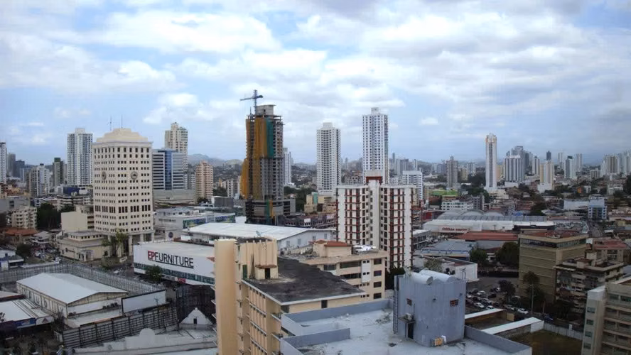 Apartamento en Obarrio en Venta
