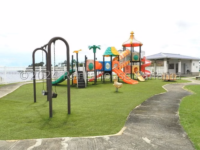 Venta de Apartamento Vacacional en Playa Dorada, Arraiján 25-5426GG