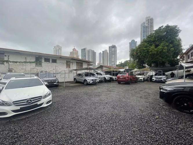 Venta de Terreno con 543 m2 en San Francisco 25-4570GG