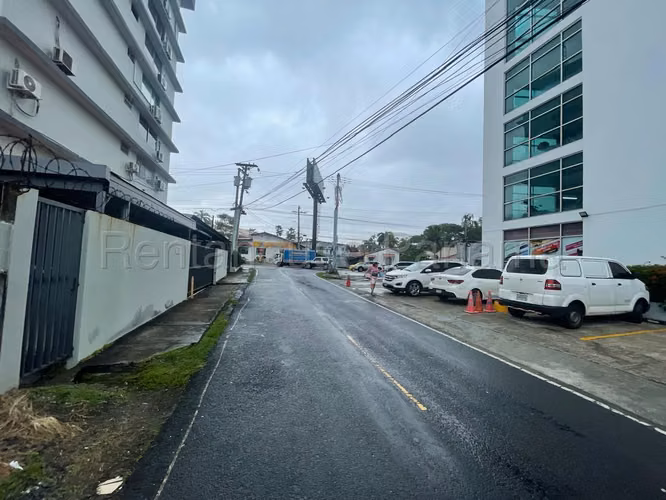 Venta de Terreno con 543 m2 en San Francisco 25-4570GG