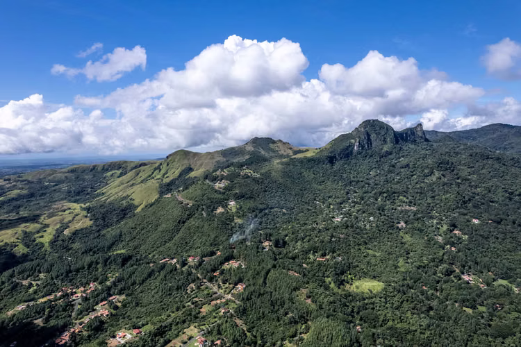 Venta de Terreno de 22 Hectáreas en Altos del María, Panamá - Imagen 2