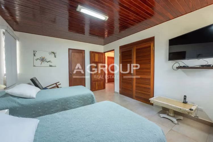Playa Blanca - Se Vende Casa Frente al Mar