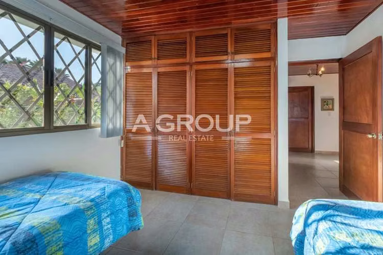 Playa Blanca - Se Vende Casa Frente al Mar