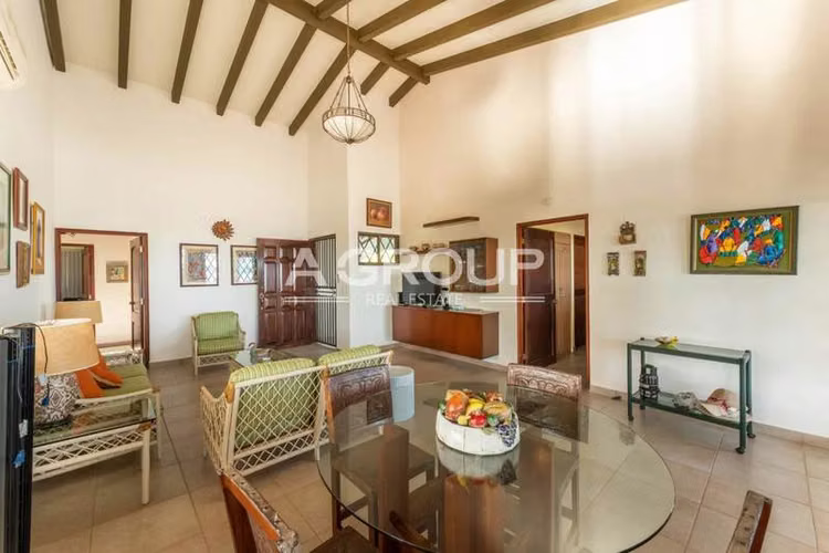 Playa Blanca - Se Vende Casa Frente al Mar