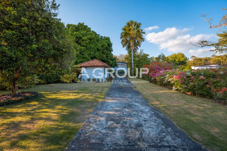 Playa Blanca - Se Vende Casa Frente al Mar
