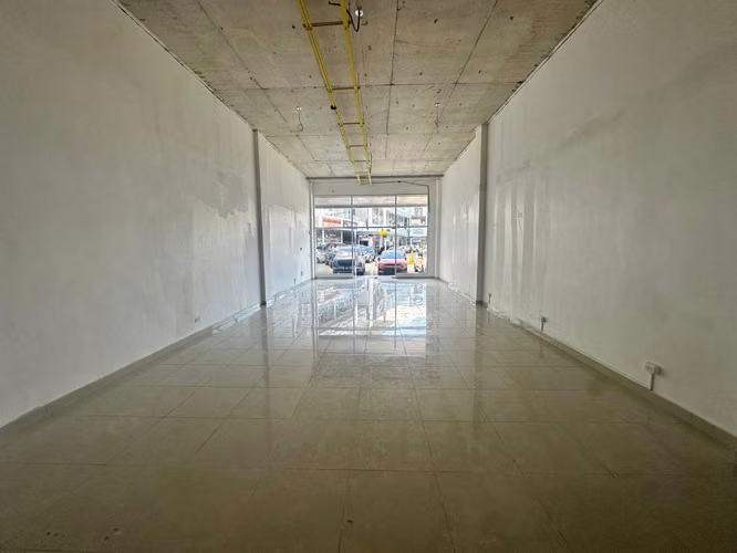 ¡Impulsa tu negocio en la mejor ubicación! - AF