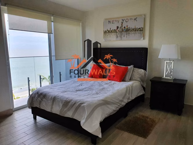 Venta de Hermoso Apartamento en PH Residence Caracol