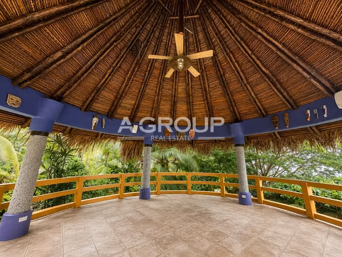 Se Vende casa en Punta Roca – San Carlos