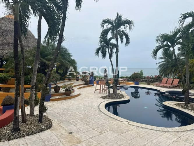 San Carlos - House For Sale