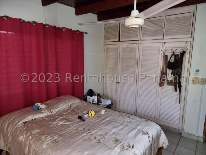 Venta de Casa Unifamiliar con 420 m2 de Construcción en Betania 25-5935GG