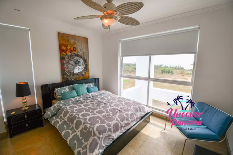 Elegante apartamento con vista al mar en Playa Blanca