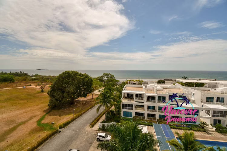 Elegante apartamento con vista al mar en Playa Blanca