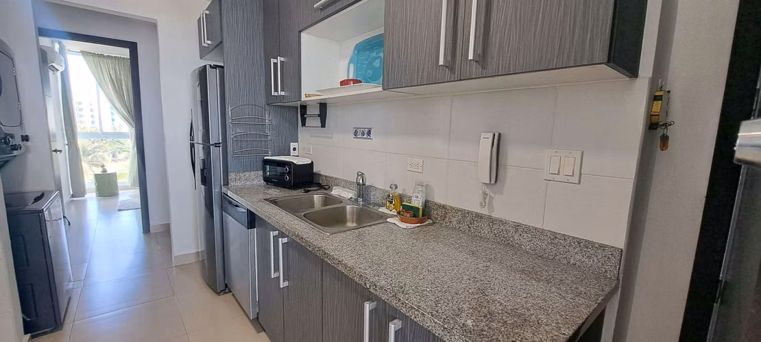 Amplio Apartamento de 3 Recámaras Frente al Mar en PH Ocean 2, Playa Blanca - Imagen 16