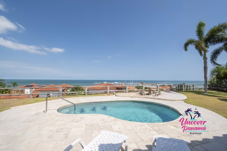 Casa con vista al mar en Vista Mar Golf & Beach Resort, San Carlos