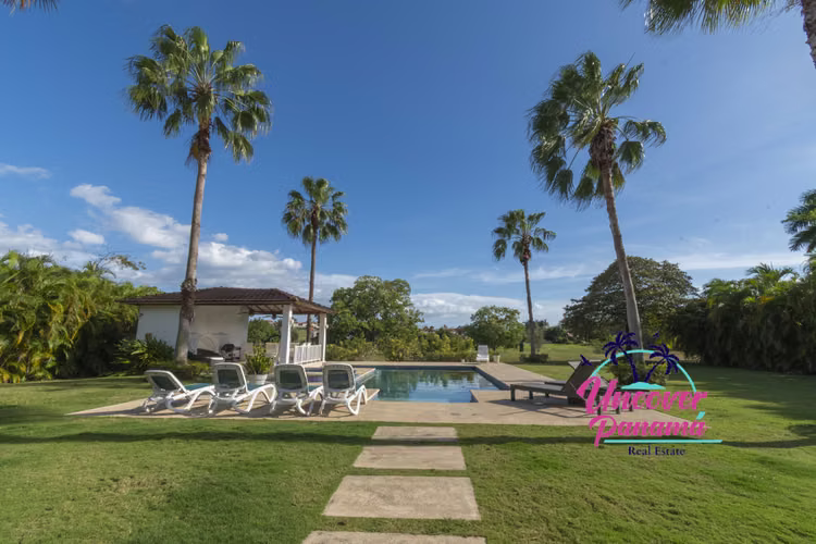 Elegante y única villa de 5 dormitorios