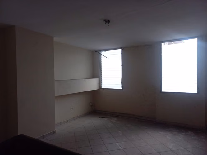 BANCO VENDE APARTAMENTO EN P.H. PLAZA DE TRAFALGAR CARRASQUILLA - Imagen 5