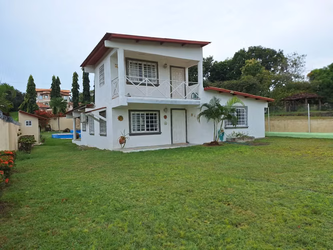 Casa de Playa con Piscina y Jacuzzi en Costa Esmeralda