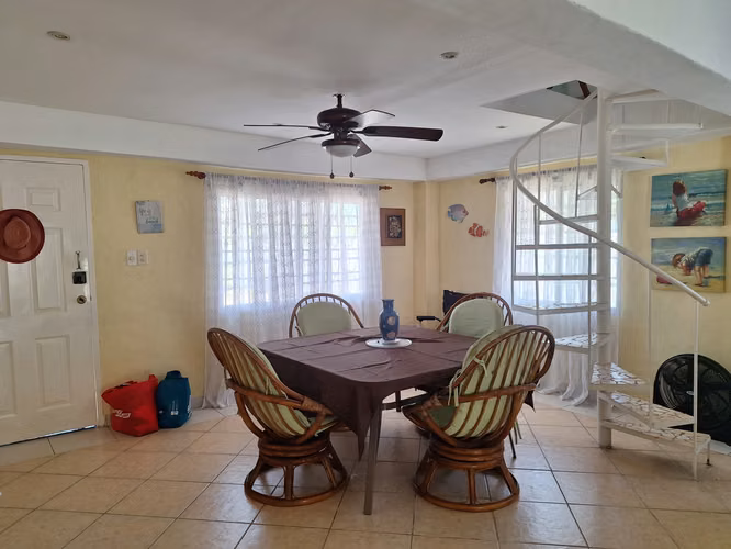 Casa de Playa con Piscina y Jacuzzi en Costa Esmeralda