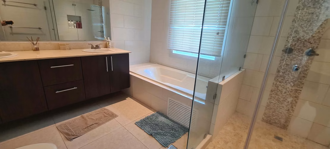 VENDO APARTAMENTO. BIJAO. RODMAN. PLAYA. RIO HATO. GOLF. PADEL.