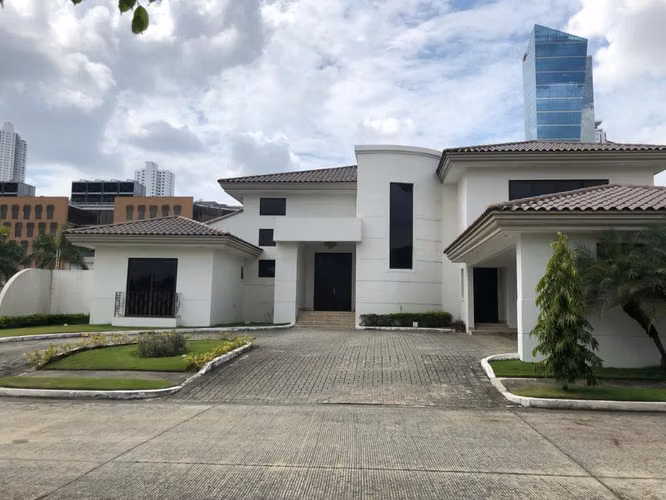 For sale or Rent house in Costa del Este